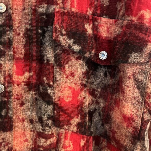 YoungLA Outlaw Flannel Shirt Sample Men's SZ Med Plaid Red/Black Sz XXL - Picture 3 of 12
